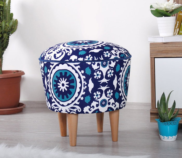 Atelier Del Sofa Puf Tradicional de Damasco Azul y Blanco